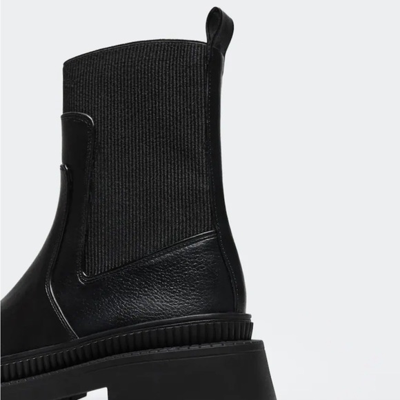 Mango brand Chelsea boots - Picture 6 of 8